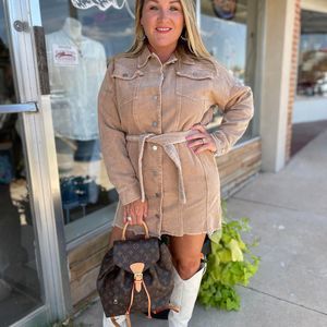 Meet your Posher, Vanessa